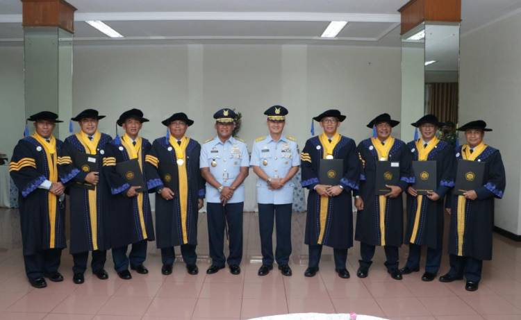 Tujuh Akademisi Seskoau Raih Gelar Doktor di Unpad