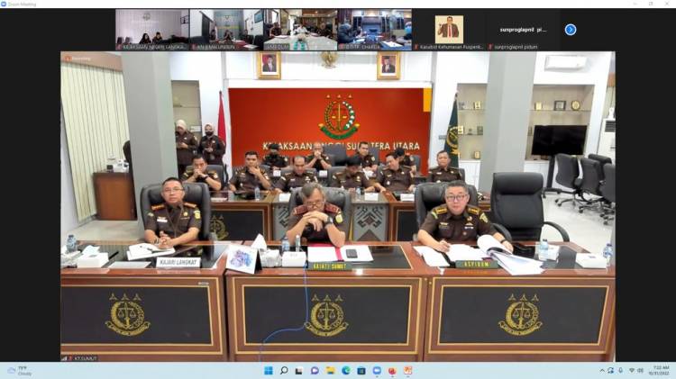 Curi Brondolan Sawit untuk Makan, Kejari Langkat Hentikan Penuntutan 2 Perkara Dengan RJ