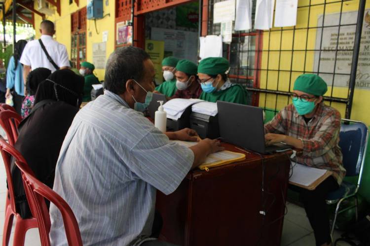 Dinas Kesehatan Bersama Kecamatan Medan Helvetia Gelar Skrining Massal Kesehatan Paru