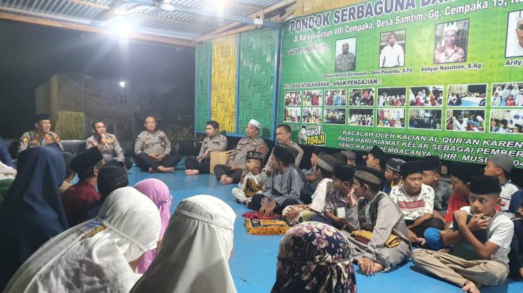 Kapolrestabes Medan Anjangsana ke Pondok Serbaguna Dan Taman Baca Al Qur'an