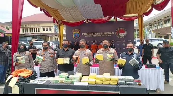 Kurir Narkoba Antar Kota Gagal Jual 42 Kg Sabu di Medan