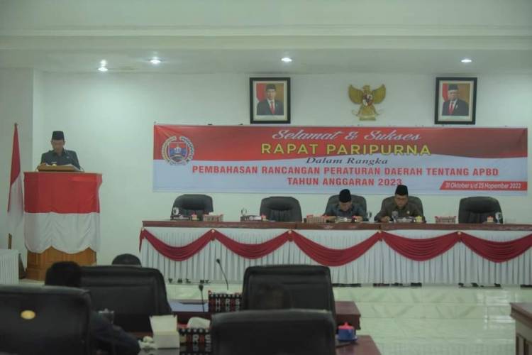 Bupati Humbahas Sampaikan Nota Jawaban Atas Pemandangan Umum Fraksi