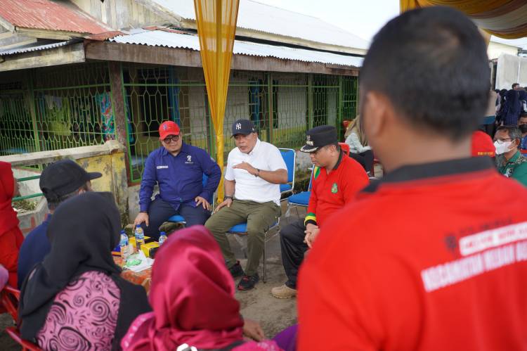 Bobby Nasution Apresiasi Aksi Kolaborasi Bersih-bersih Sungai di Belawan Bahari