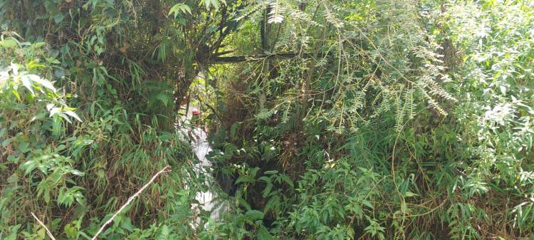 Terseret Arus Sungai Sopo Komil, Lansia Ditemukan Tewas