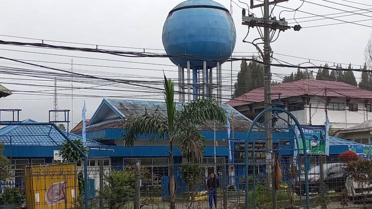 Pipa PDAM Tirtanadi Berastagi Pecah, Ribuan Warga Berastagi Kekeringan Air Bersih