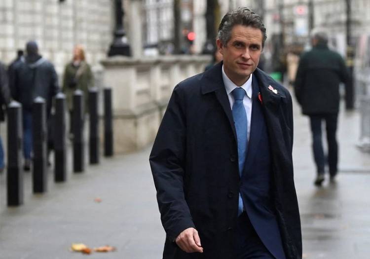 Diduga Akibat Skandal Bullying, Menteri Inggris Gavin Williamson Mengundurkan Diri