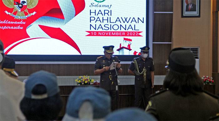 Kajati Sumut Pimpin Upacara Peringatan Hari Pahlawan, Mari Bergerak dan Maju Bersama-sama