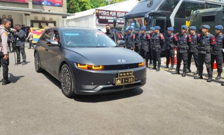 Mobil Listrik Dipakai Jenderal Listyo Sigit Sebagai Kendaraan Dinas di KTT G20