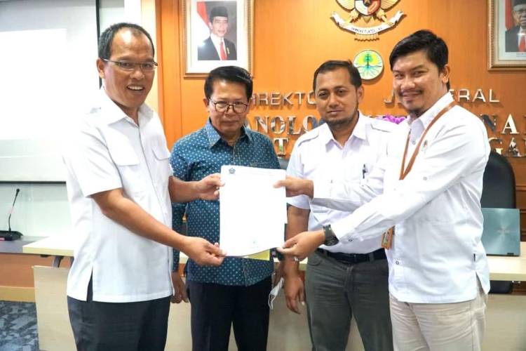 Bupati Humbahas Perjuangkan Perubahaan Peta Indikatif Lahan Gambut