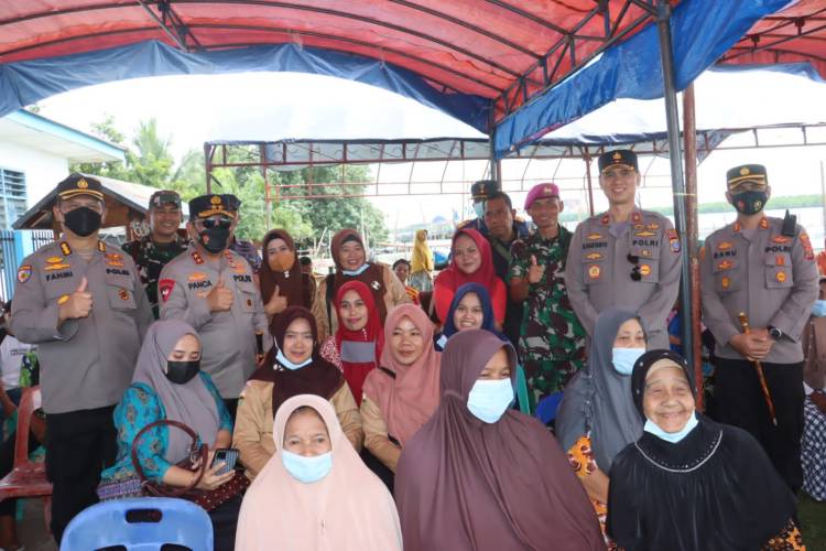 Polda Sumut Salurkan 10.000 Paket Bansos Kepada Masyarakat Kurang Mampu