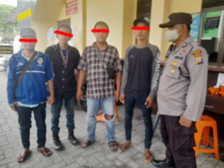 Polsek Medan Baru Amankan 5 Pelaku Premanisme Modus Parkir Liar