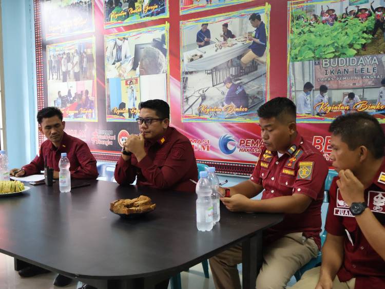 Jelang Perayaan Natal, Kalapas Pemuda Langkat Pimpin Rapat Panitia Natal.
