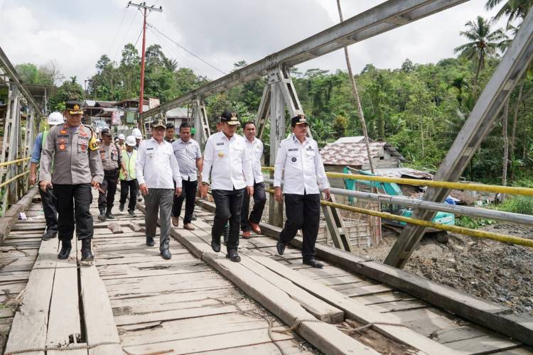 Jembatan yang Dinantikan Masyarakat Nias Barat Mulai Dikerjakan, Pj Gubernur Sumut Hassanudin Dorong agar Selesai Lebih Cepat