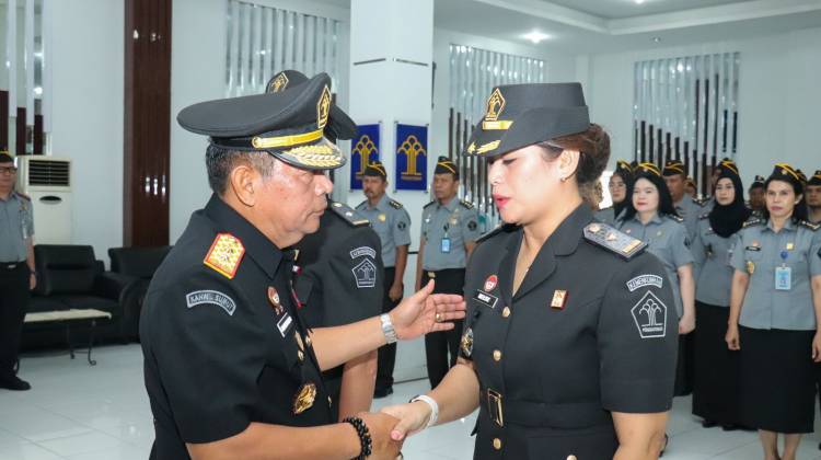 Kakanwil Kemenkumham Sumut Lantik 2 Pejabat Kemenkumham Sumut