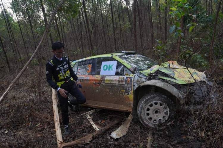 Tim Blabla Motor Sport Musa Rajeck Shah  Alami Kecelakaan