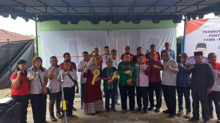 Peringati Sumpah Pemuda,  FKMN Bersama PT. Min ID Inalum Menyerahkan 2 Kunci Rumah Program Bedah Rumah