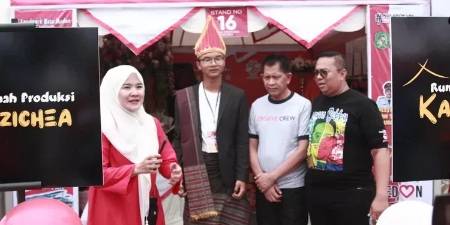 Kadispora kota Medan dan camat Medan area resmi membuka festival  kreatif