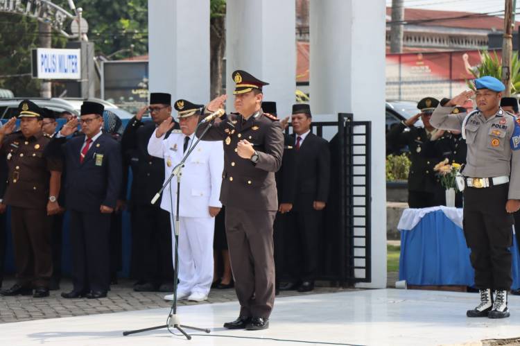 Kapolresta Deli Serdang Pimpin Upacara Ziarah Nasional Peringatan Hari Pahlawan Tahun 2023