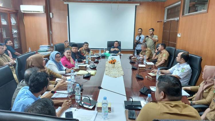 Komisi II DPRD Medan Minta Disdik Harus Tegas Evaluasi Jabatan Kepsek dan Guru di SMPN 15 Medan