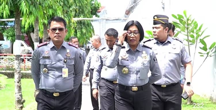 Kunjungi Rutan Kelas I Medan, Diryantah Lola Basan Baran Kuatkan Tusi