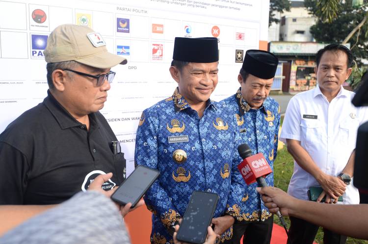 Pejabat Gubernur Sumut Bersama Ketua Bawaslu Teken Kesepakatan Pemilu Damai 2024