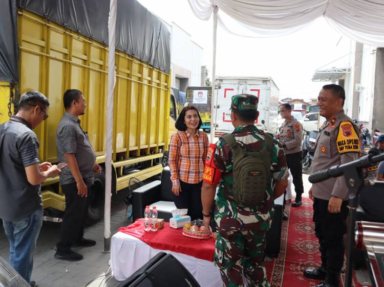 KPU Medan Lepasan Distribusi Logistik Pemilihan Kepala Daerah