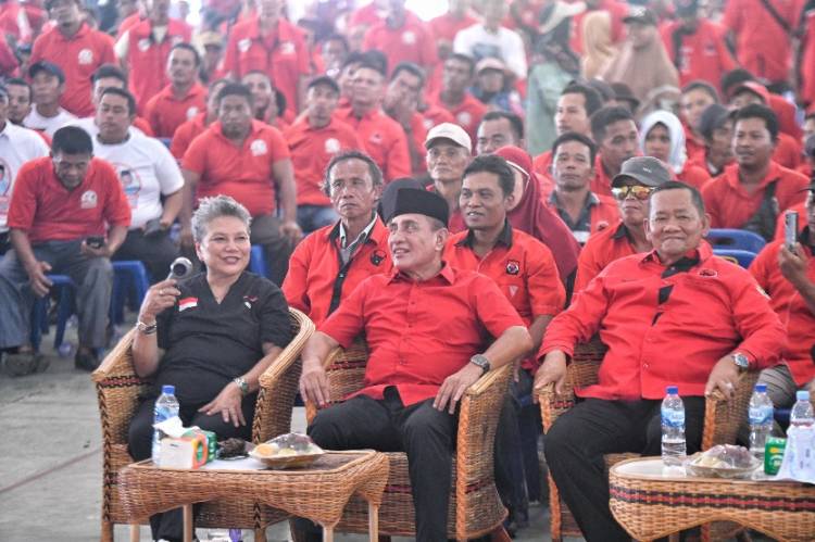 Rakercabsus PDI Perjuangan Tapteng, Ribka Tjiptaning Ajak Akar Rumput Menangkan Edy Rahmayadi - Hasan Basri