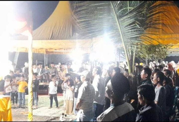 Gema Selawat Badar dan Pawai Obor, Sambut Kedatangan Raja Gunong Kong
