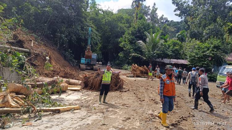 Progres Longsor Sembahe: Kendaraan Dievakuasi, Pencarian Korban Diintensifkan