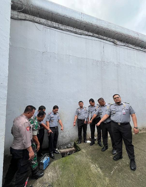 Cek Kondisi SarPras Keamanan, Karutan Medan Kontrol Area Brandgang