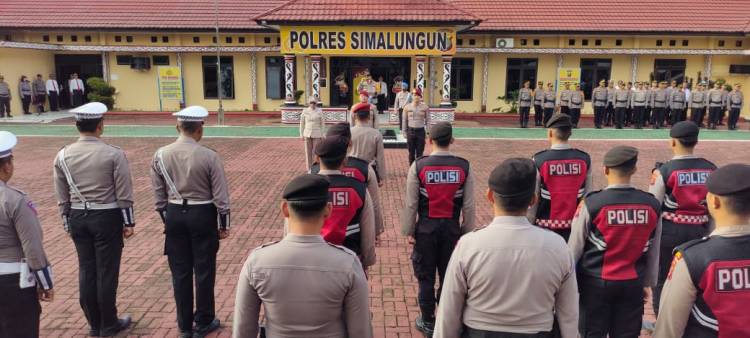 Polres Simalungun Gelar Upacara Bendera Bulanan