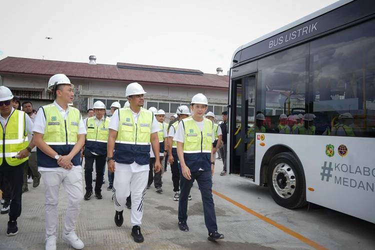 Iswar Tegaskan Bus Listrik Tidak Ada Yang Rusak, Besok Beroperasi  Kembali