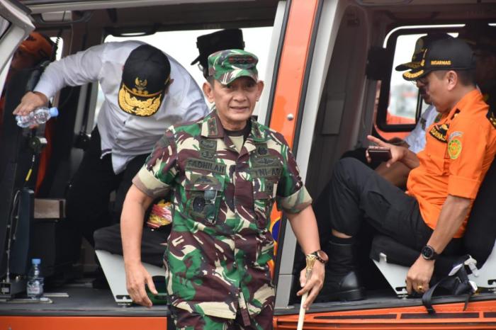 Pangdam I/BB Dampingi Gubsu Lakukan Peninjauan Udara Transfortasi Nataru 2019/2020