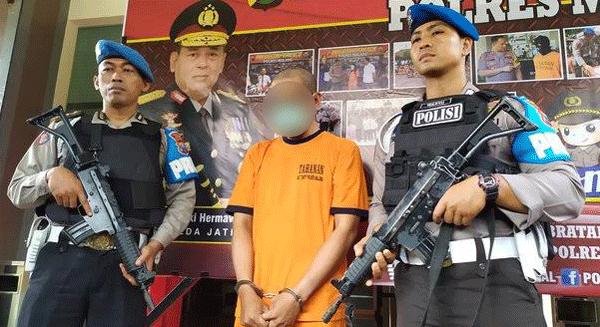 Guru Bimbingan Masturbasi 18 Muridnya, Berujung ke Terali Besi