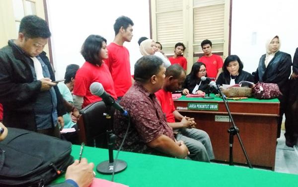 Bawa  Daun Khat 7,9 Kg ke Indonesia, Warga Negara Ethiopia Dituntut 12 Tahun Penjara