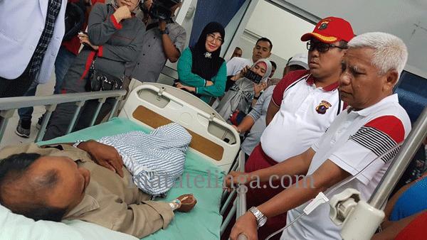 Usai Kondangan Tamu Keracunan Makanan,Bupati Dan Kapolres Jenguk Korban