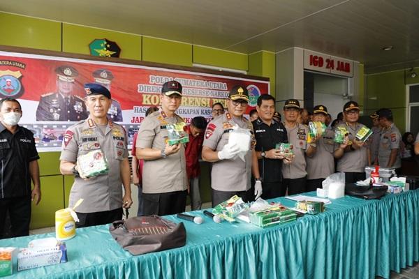 Polda Sumut Gagalkan Peredaran 10 Kg Sabu untuk Pergantian Tahun, Satu Tersangka Tewas Ditembak