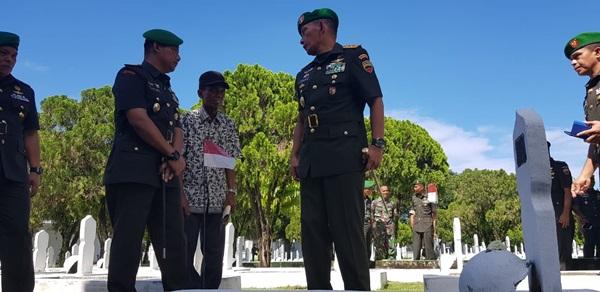 Dandim 0201/BS Jadi 'Guide' Dalam Ziarah Bersama Pangdam Ke TMP Bukit Barisan
