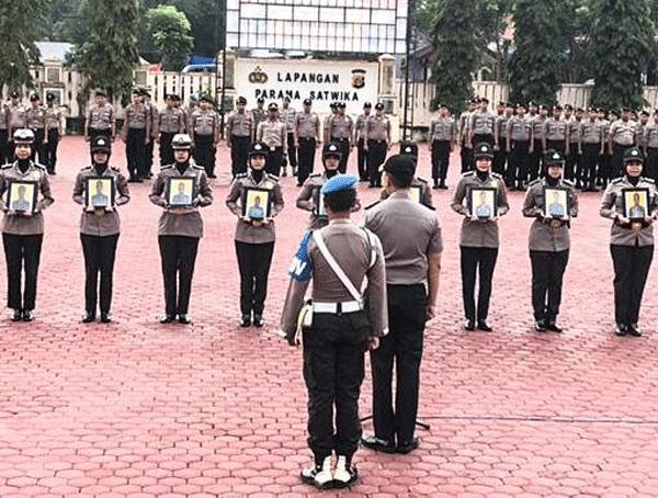 Polres Aceh Tamiang,  Berhentikan 9 Oknum Polri Melalui Upacara PTDH
