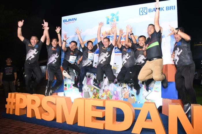 Pangdam I/BB dan Pimpinan BRI Kanwil Medan Lepas Ribuan Peserta Simpedes Night Run 2019