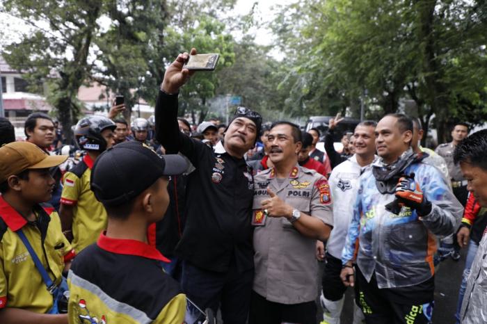 Pamit Dengan Masyarakat dan Bikers, Irjen Agus Pesankan Jaga Kamtibmas di Sumut