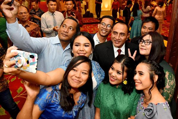 Gubernur Ajak Semua Pihak  Bekerja Tulus untuk Rakyat
