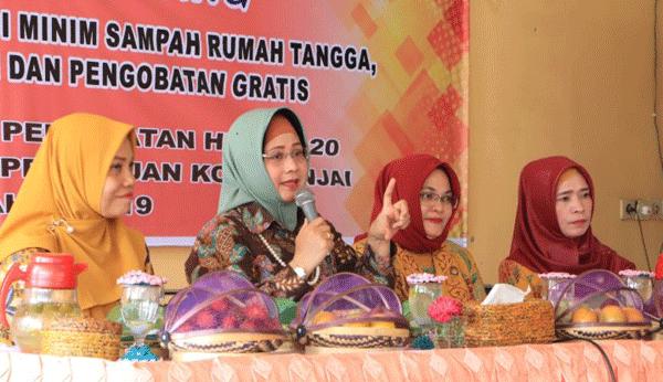 Sosialisasi Minim Sampah Rumah Tangga dan Pengobatan Gratis