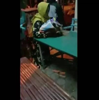 Sebuah Hajatan, Warga di gegerkan Temukan Bayi Dalam Tas di Teras