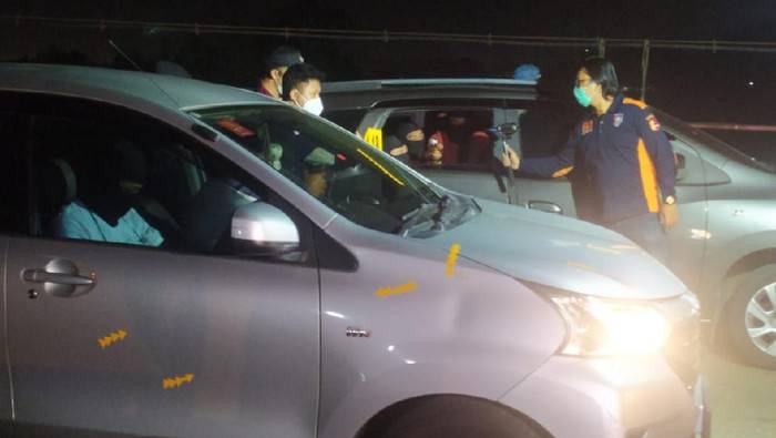 Polisi Kontak Senjata dengan Laskar FPI Sempat Terhadang Truk
