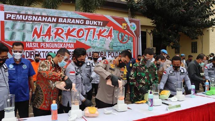 Polda Aceh Musnahkan 141 Kg Sabu dan 100 ribu butir ekstasi