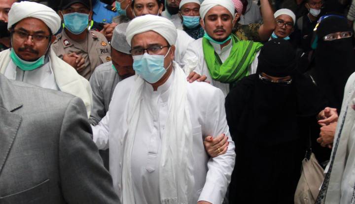Habib Rizieq Shihab Tiba di Polda Metro Jaya