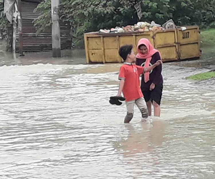 Curah Hujan Sangat Tinggi, Tiga Sungai Meluap  Tebing Tinggi Kembali Terendam