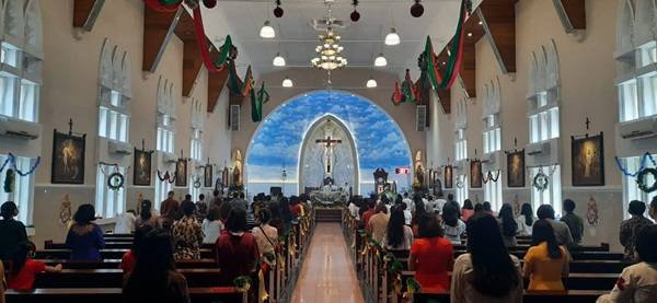 Misa Natal Gereja katedral Medan Diikuti 370 Jemaat