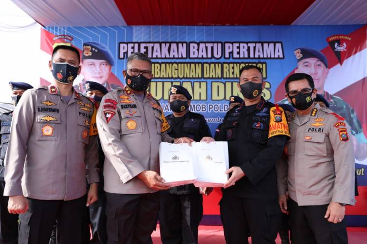 Kapolda Sumut Pimpin Kegiatan Peletakan Batu Pertama Pembangunan dan Renovasi Rumah Dinas Brimob Sumut
